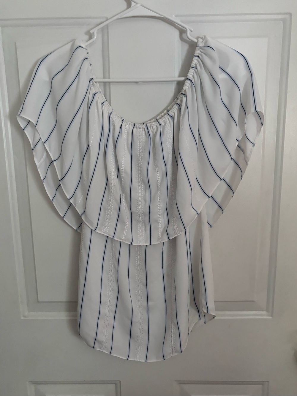 White House Black Market XXS Striped Off Shoulder Ruffle Blouse